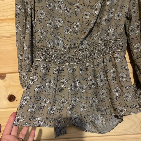 Max Studio Wrap Floral Top - Picture 2 of 7